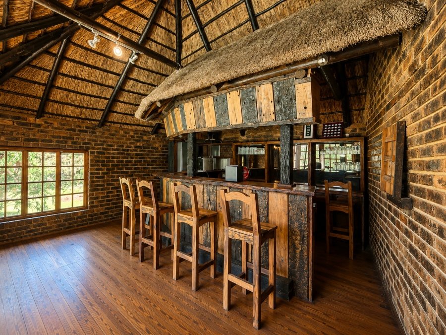 5 Bedroom Property for Sale in Three Rivers Proper Gauteng
