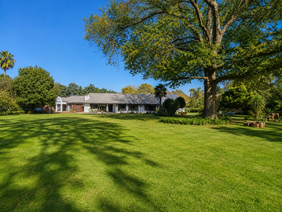 5 Bedroom Property for Sale in Three Rivers Proper Gauteng