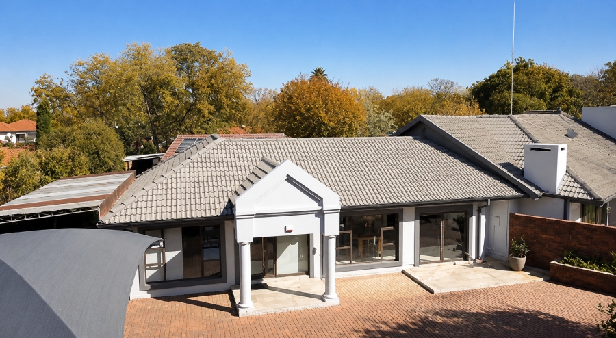 5 Bedroom Property for Sale in Three Rivers Proper Gauteng