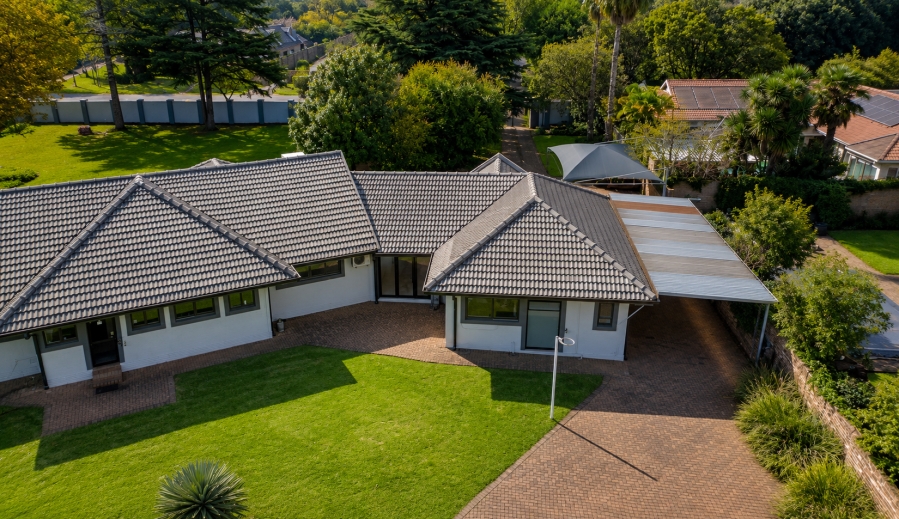 5 Bedroom Property for Sale in Three Rivers Proper Gauteng