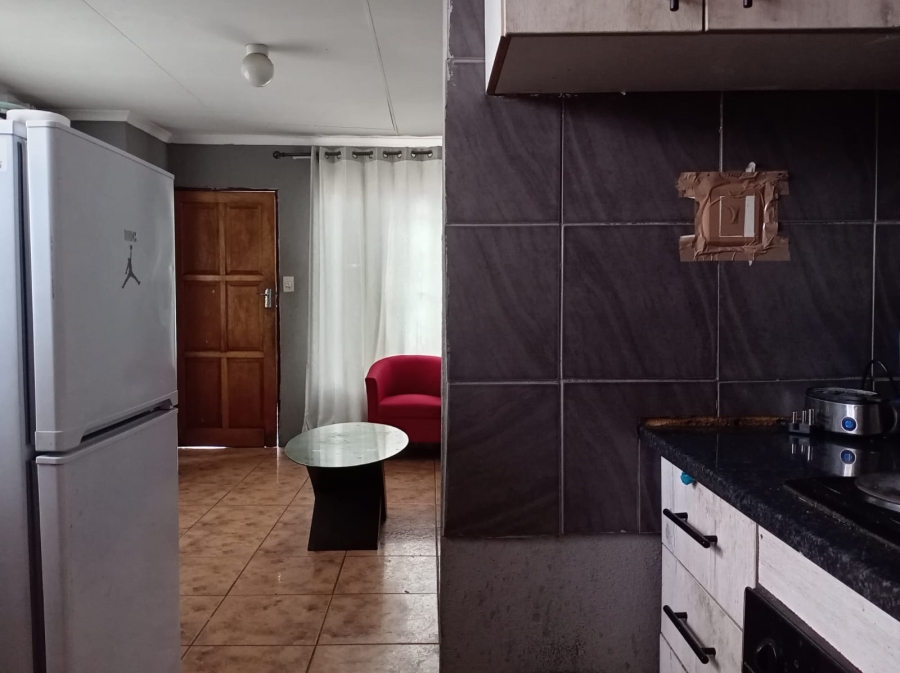 To Let 3 Bedroom Property for Rent in Danville Gauteng