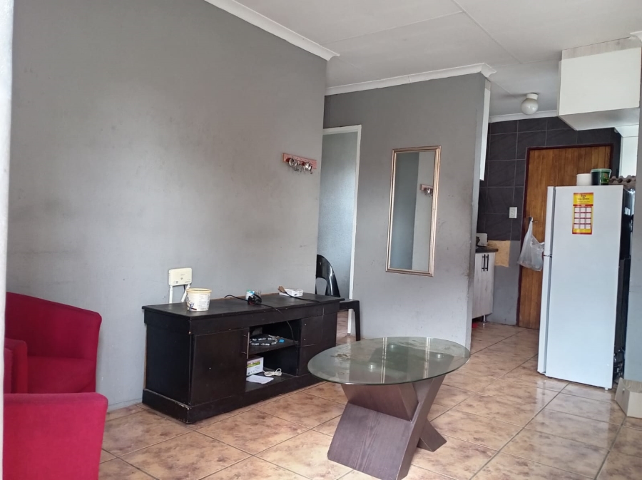 To Let 3 Bedroom Property for Rent in Danville Gauteng