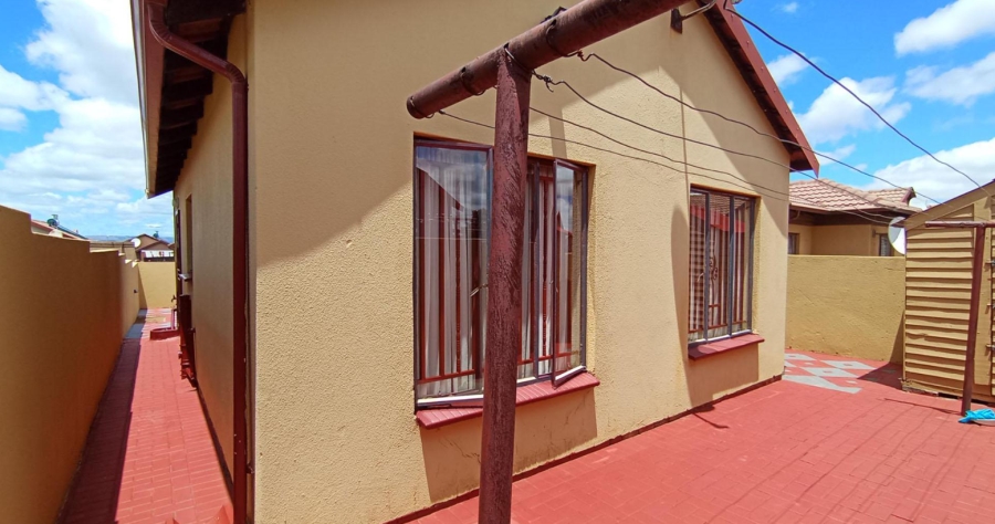 2 Bedroom Property for Sale in Soshanguve East Gauteng