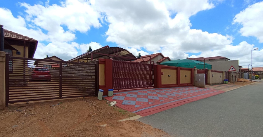 2 Bedroom Property for Sale in Soshanguve East Gauteng