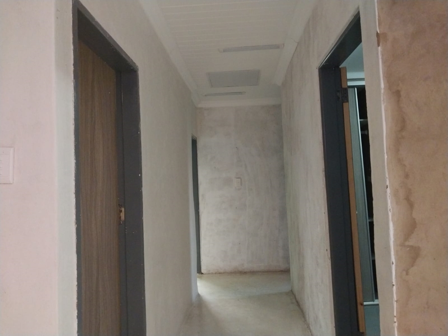 To Let 3 Bedroom Property for Rent in Danville Gauteng