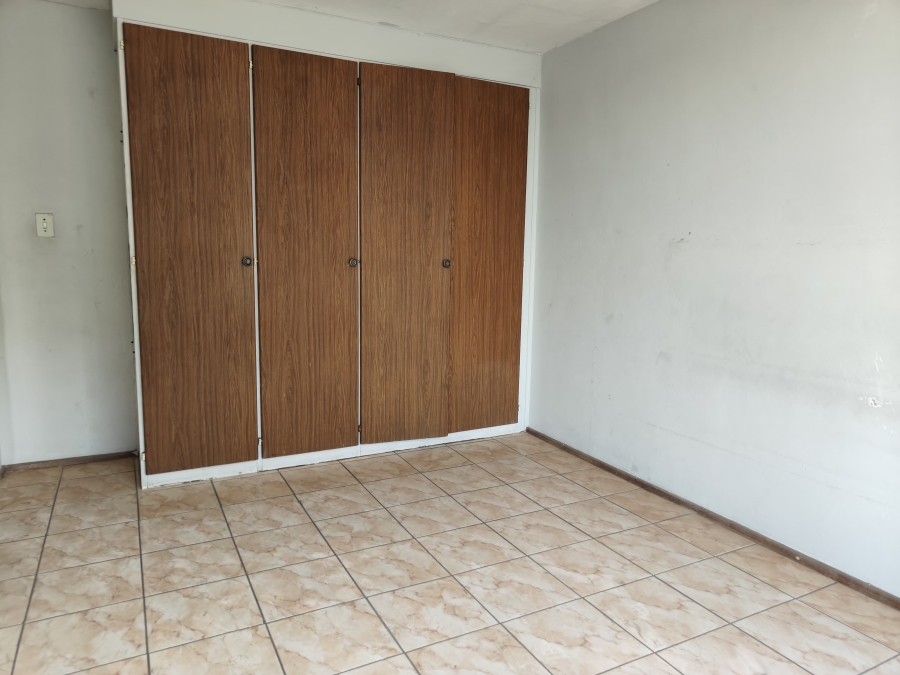 2 Bedroom Property for Sale in Silverton Gauteng