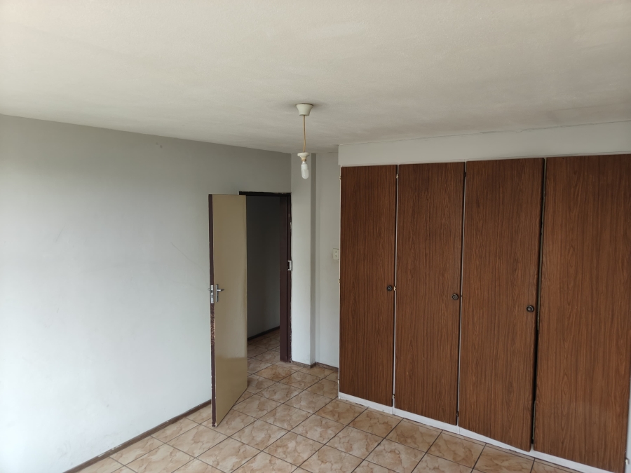 2 Bedroom Property for Sale in Silverton Gauteng