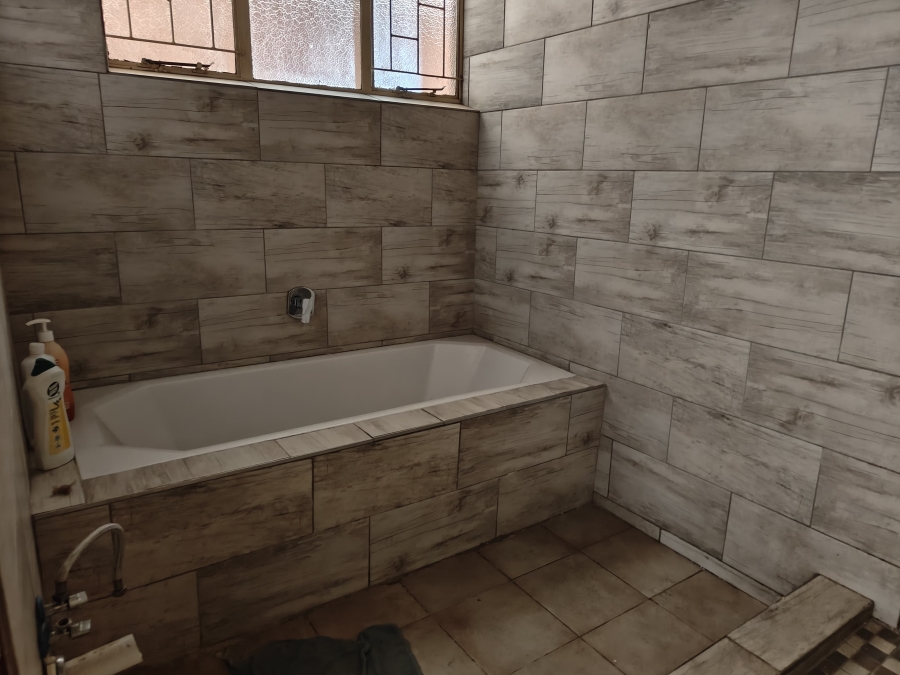 2 Bedroom Property for Sale in Silverton Gauteng