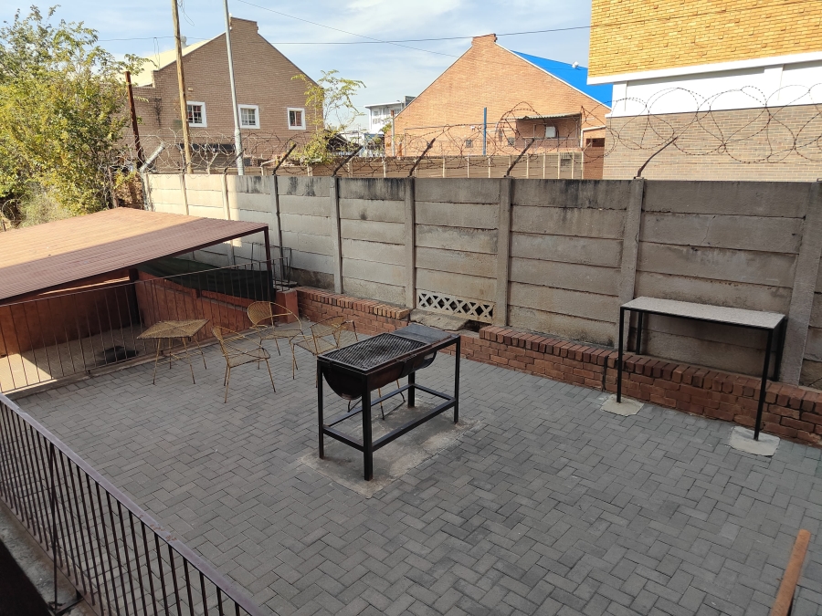 2 Bedroom Property for Sale in Silverton Gauteng