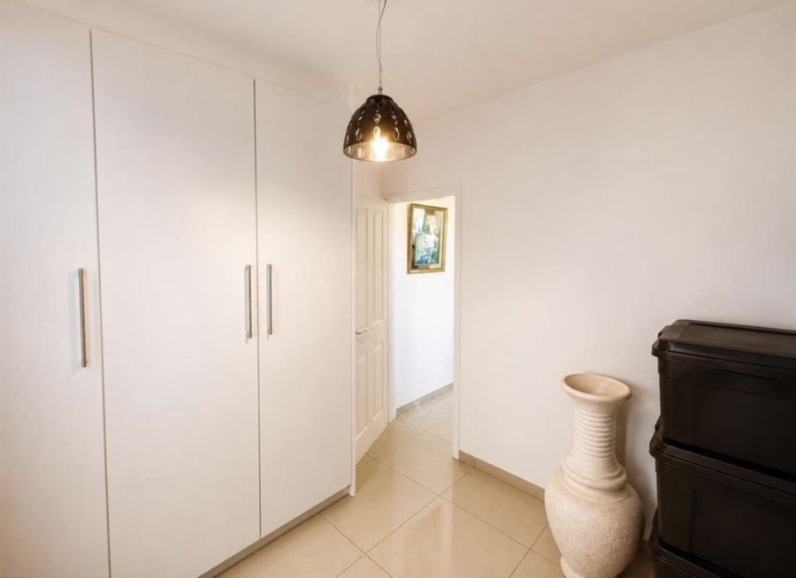 3 Bedroom Property for Sale in Wannenburghoogte Gauteng
