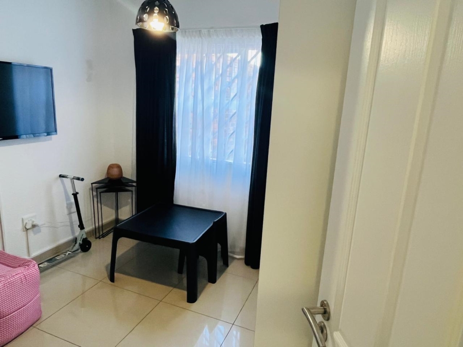 3 Bedroom Property for Sale in Wannenburghoogte Gauteng