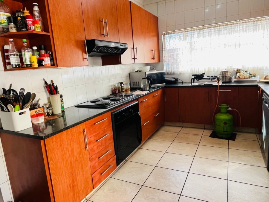 3 Bedroom Property for Sale in Sunnyridge Gauteng