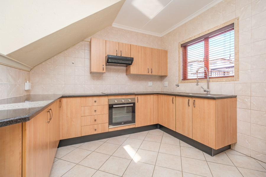 2 Bedroom Property for Sale in Noordheuwel Gauteng