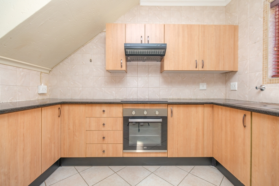 2 Bedroom Property for Sale in Noordheuwel Gauteng