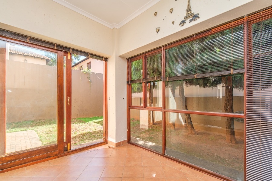 2 Bedroom Property for Sale in Noordheuwel Gauteng