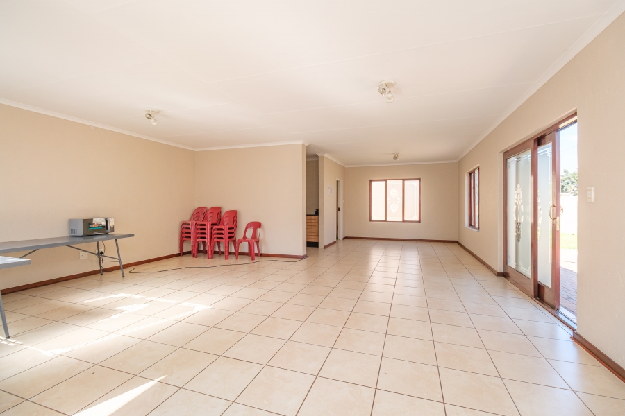 2 Bedroom Property for Sale in Noordheuwel Gauteng
