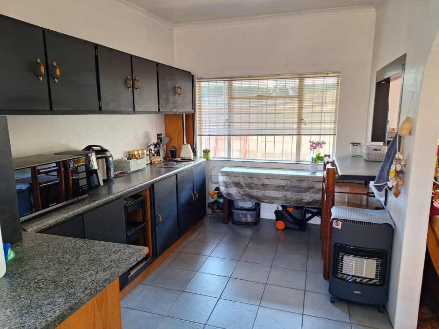 3 Bedroom Property for Sale in Roodepoort North Gauteng