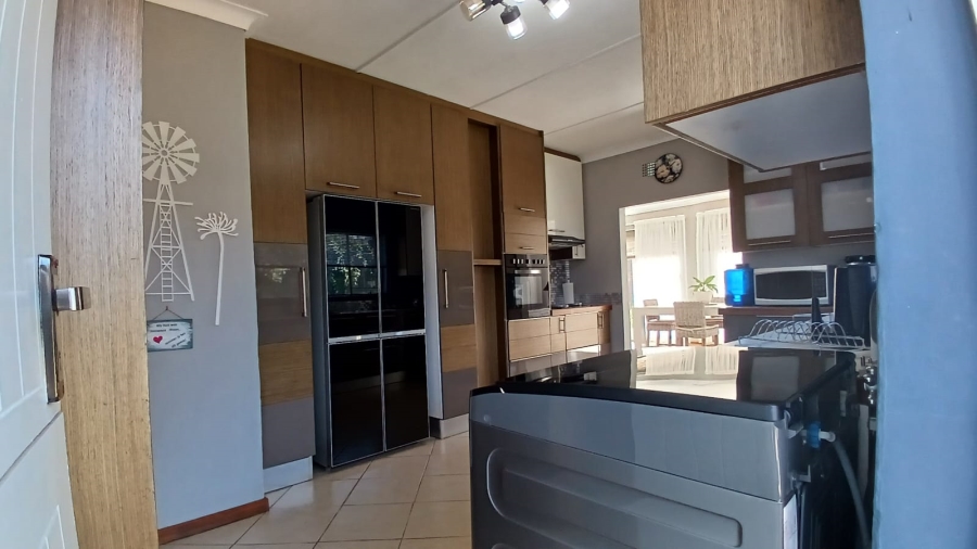 3 Bedroom Property for Sale in Greenhills Gauteng