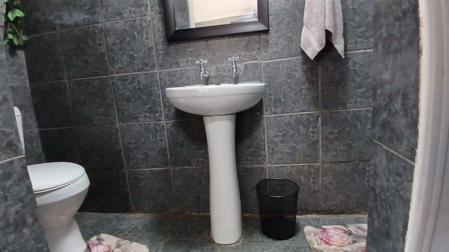 3 Bedroom Property for Sale in Greenhills Gauteng