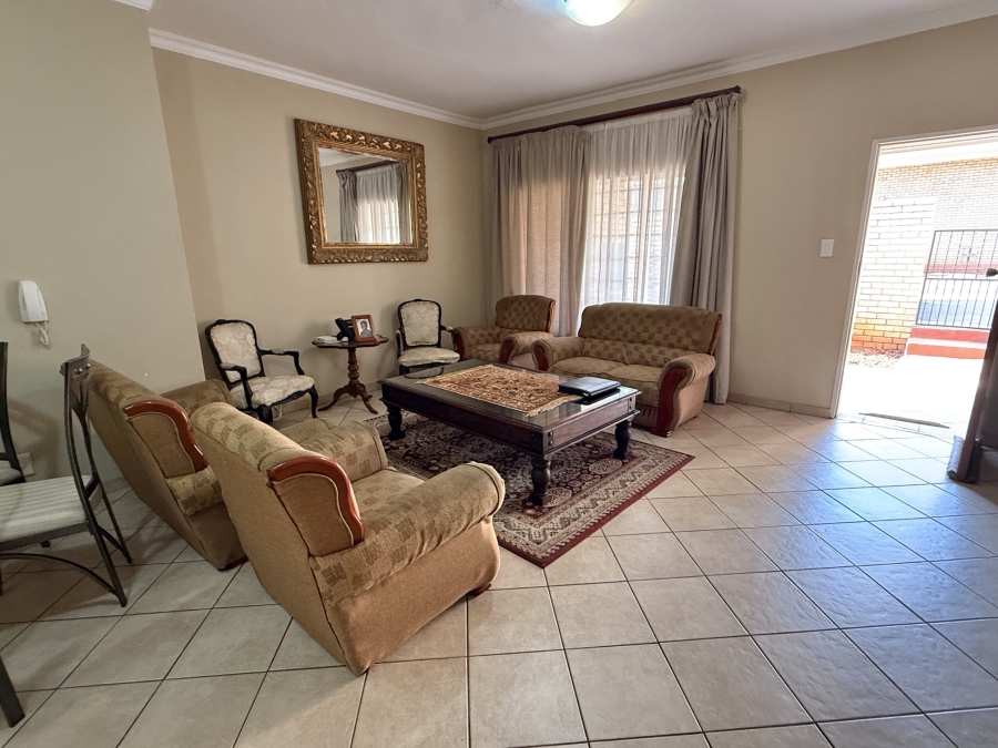 3 Bedroom Property for Sale in The Wilds Gauteng