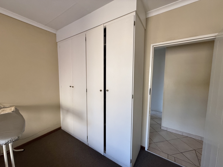 3 Bedroom Property for Sale in The Wilds Gauteng