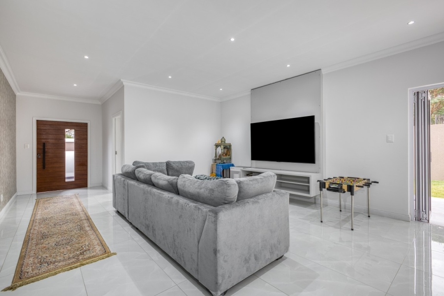 4 Bedroom Property for Sale in Craigavon Gauteng