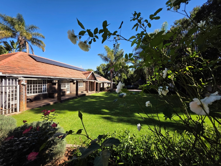 5 Bedroom Property for Sale in Ferndale Gauteng