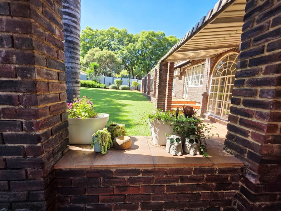 5 Bedroom Property for Sale in Ferndale Gauteng