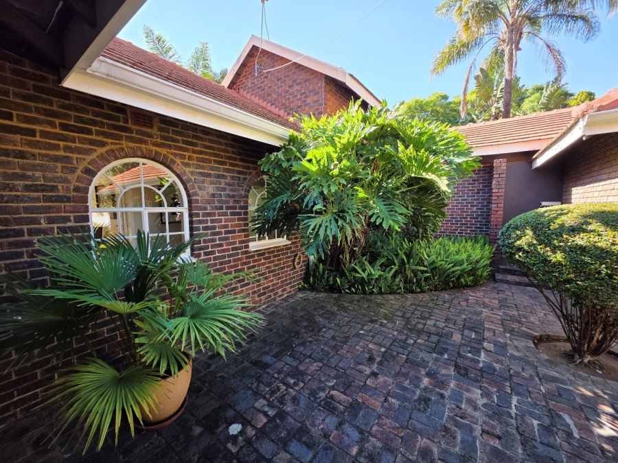 5 Bedroom Property for Sale in Ferndale Gauteng