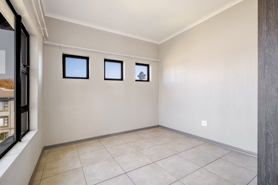 2 Bedroom Property for Sale in Victory Park Gauteng