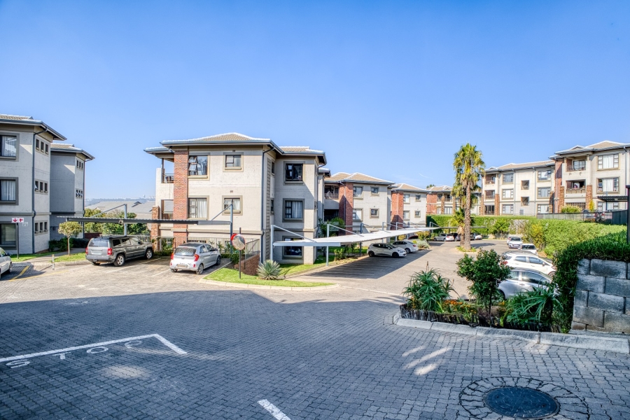 2 Bedroom Property for Sale in Victory Park Gauteng