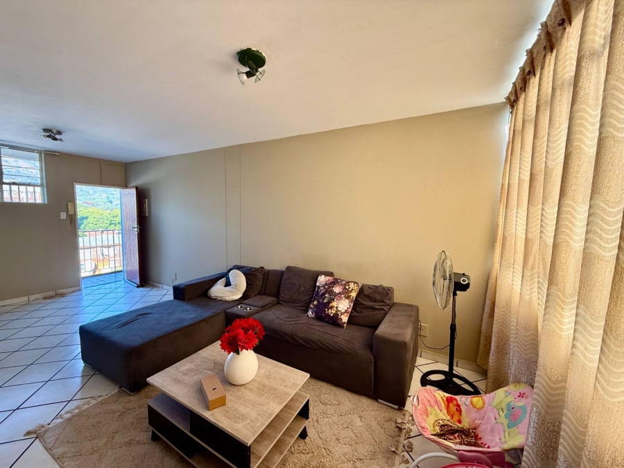 2 Bedroom Property for Sale in Pretoria North Gauteng