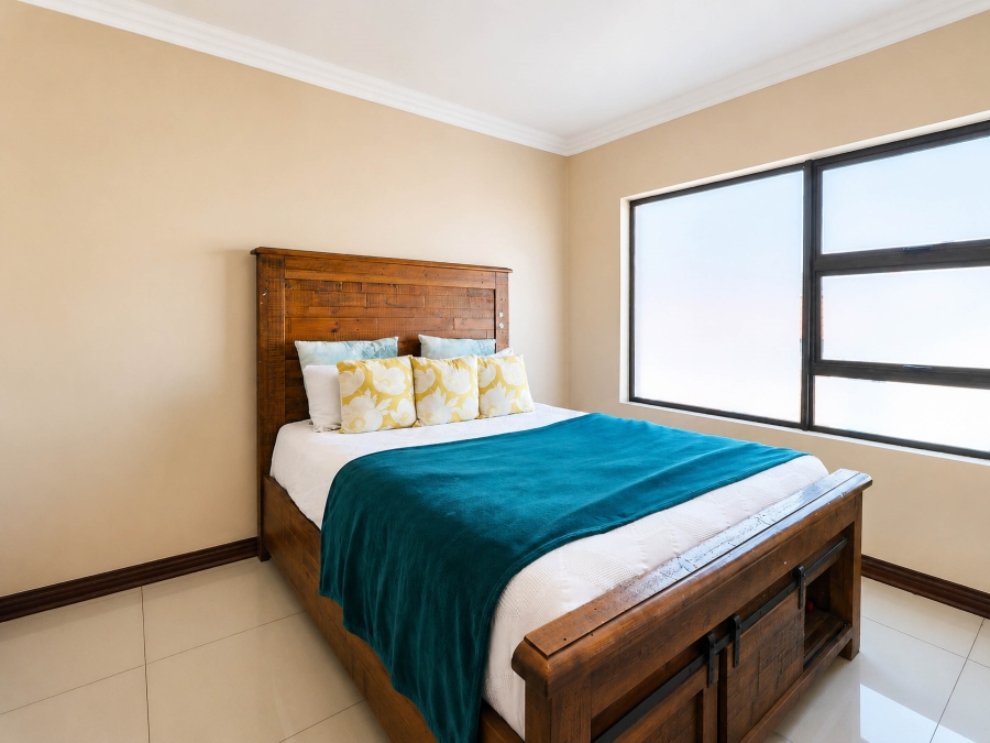 5 Bedroom Property for Sale in Thatchfield Estate Gauteng