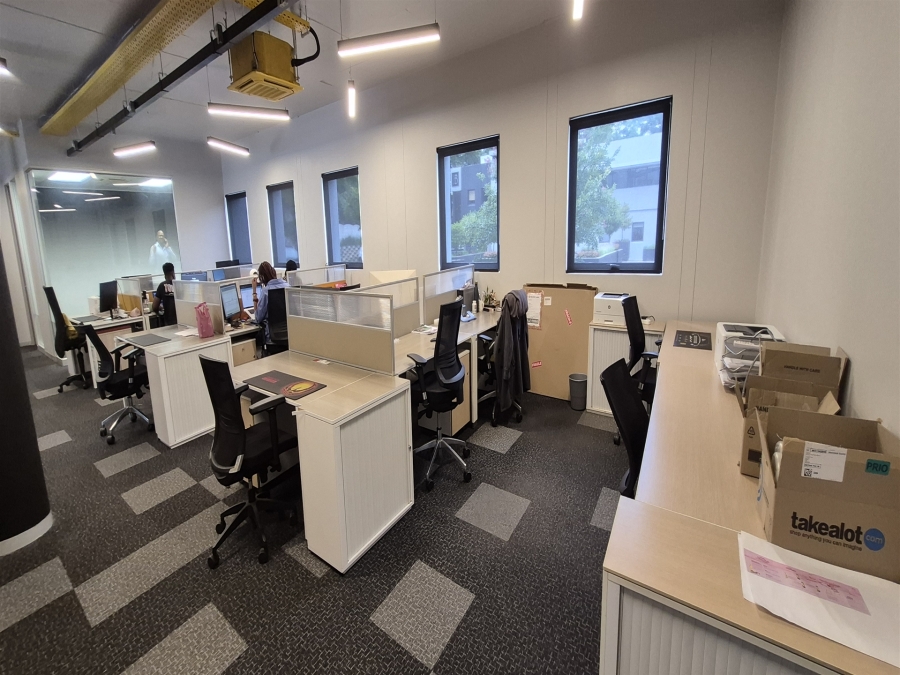 To Let Commercial Property for Rent in Hyde Park Gauteng