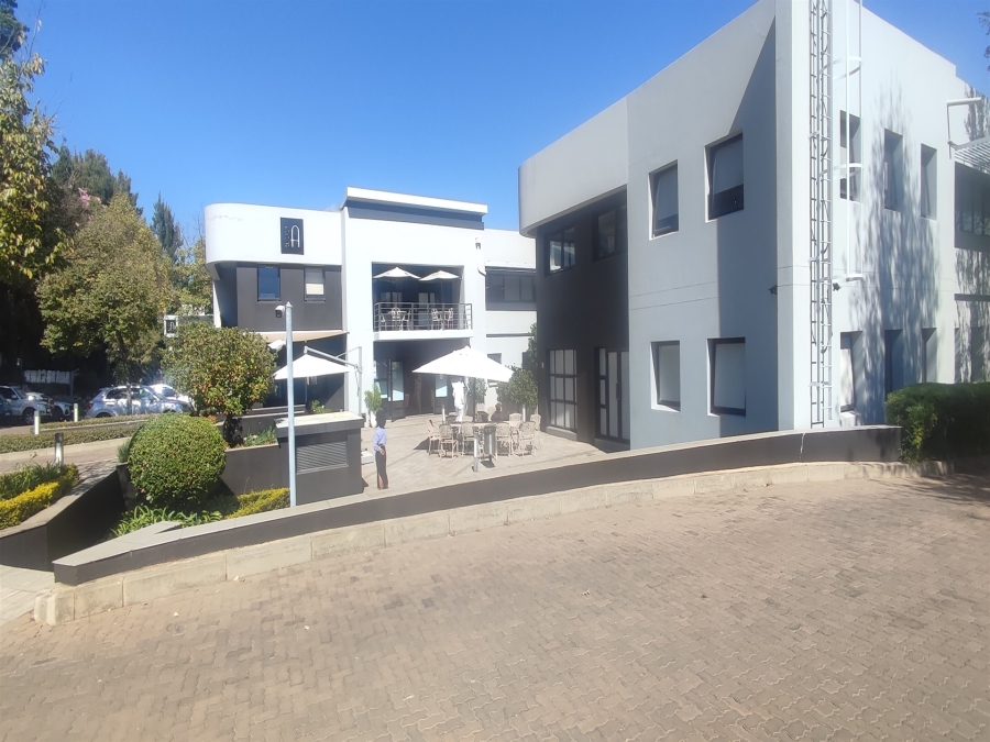 To Let Commercial Property for Rent in Hyde Park Gauteng