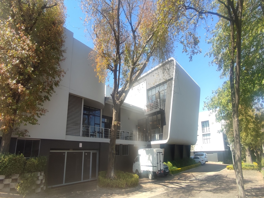 To Let Commercial Property for Rent in Hyde Park Gauteng