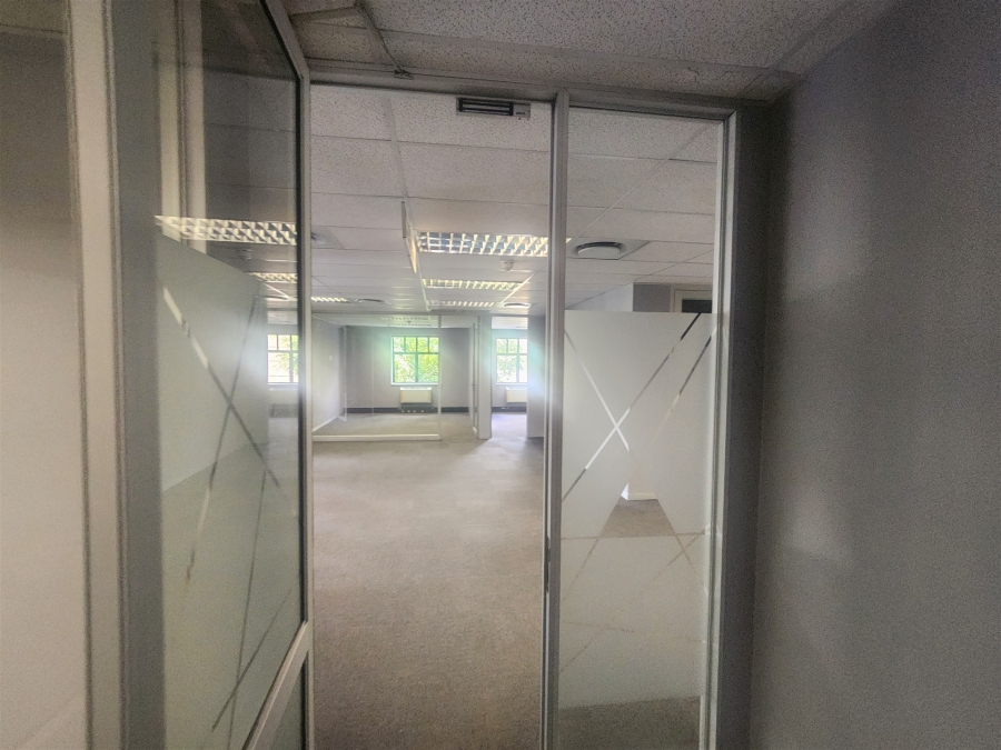 To Let Commercial Property for Rent in Wierda Valley Gauteng
