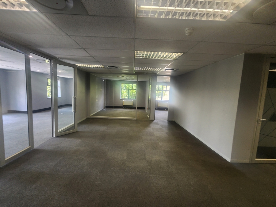 To Let Commercial Property for Rent in Wierda Valley Gauteng