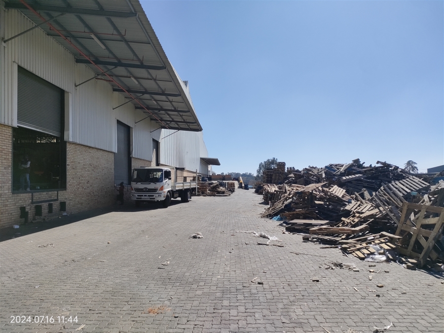 To Let Commercial Property for Rent in Mostyn Park Gauteng