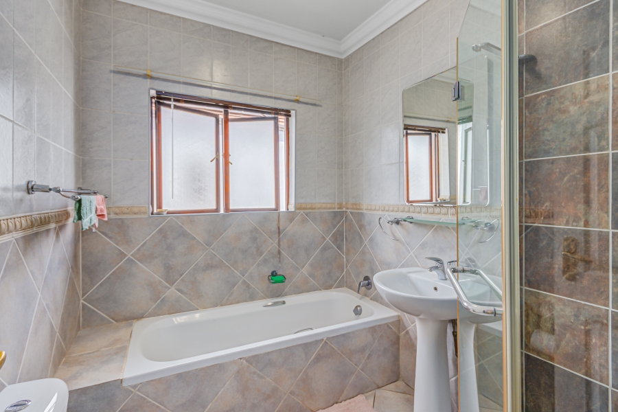 3 Bedroom Property for Sale in Summerset Gauteng