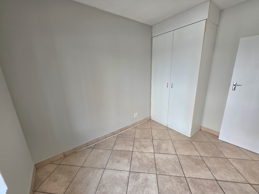 2 Bedroom Property for Sale in Kosmosdal Gauteng