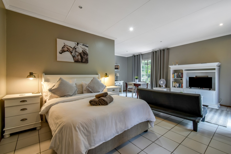 5 Bedroom Property for Sale in Wierda Park Gauteng