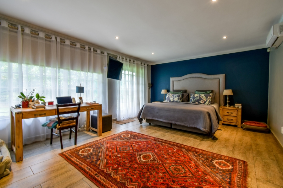 5 Bedroom Property for Sale in Wierda Park Gauteng