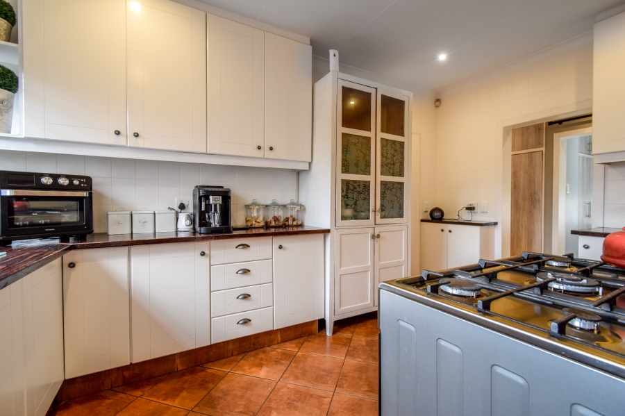 5 Bedroom Property for Sale in Wierda Park Gauteng