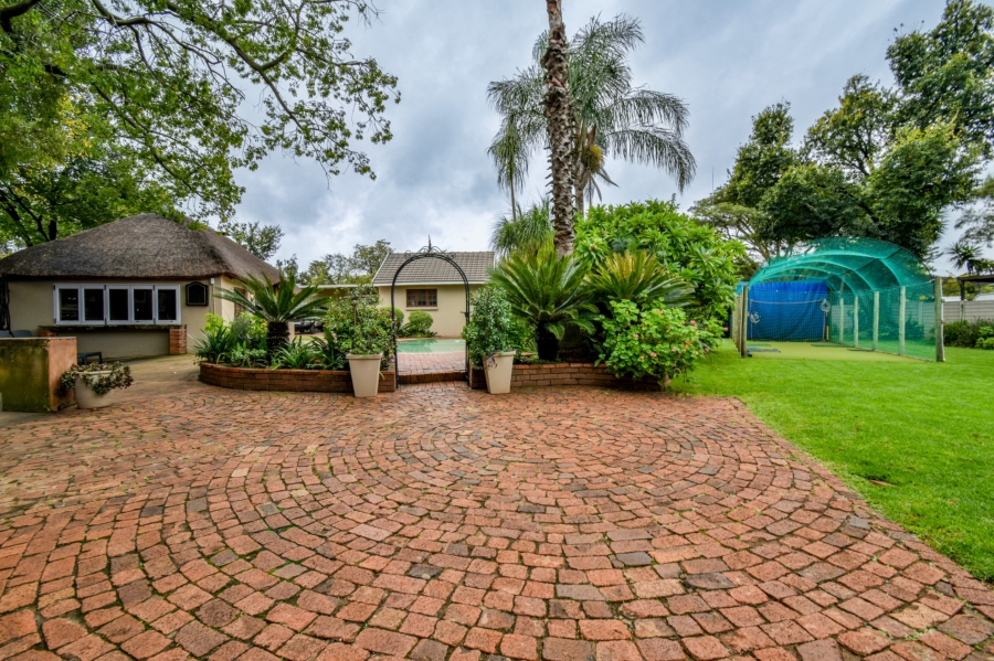 5 Bedroom Property for Sale in Wierda Park Gauteng