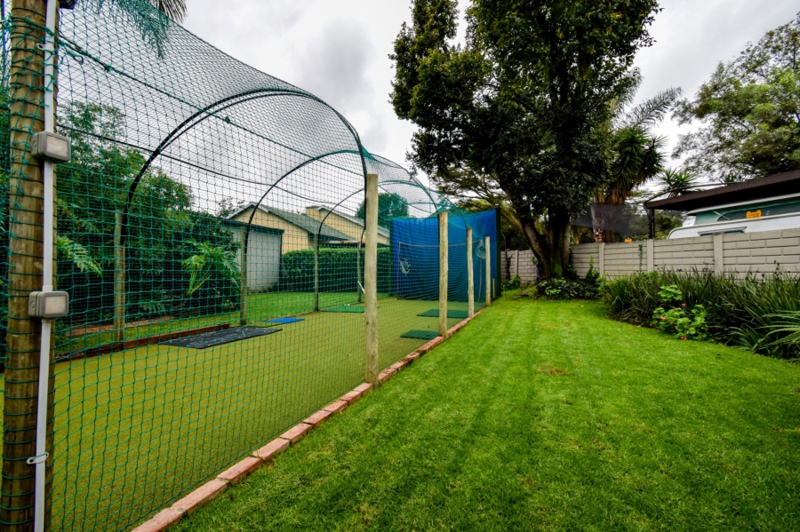 5 Bedroom Property for Sale in Wierda Park Gauteng