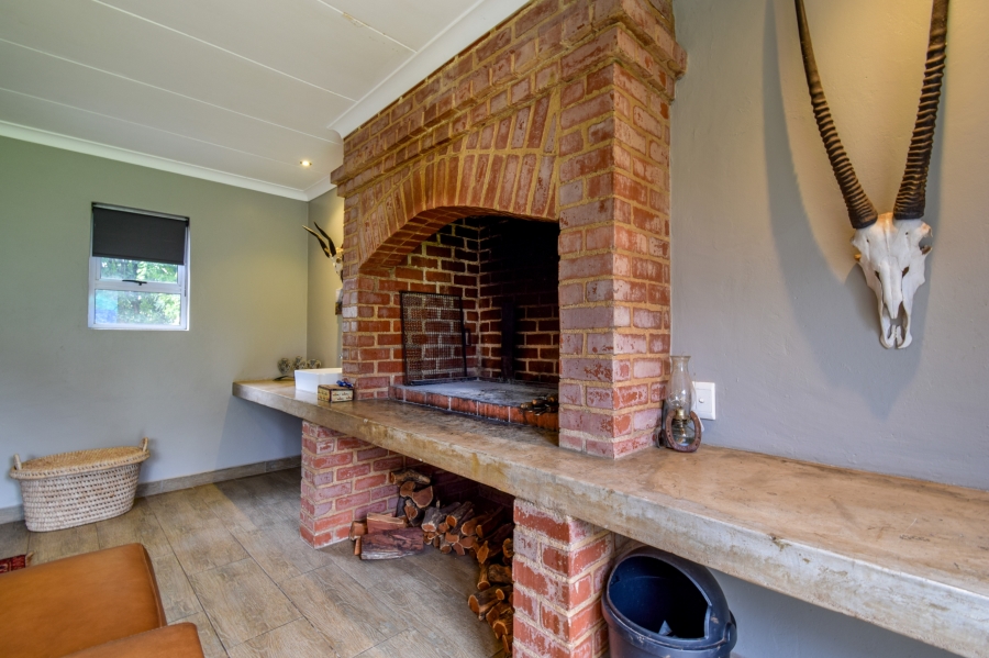 5 Bedroom Property for Sale in Wierda Park Gauteng