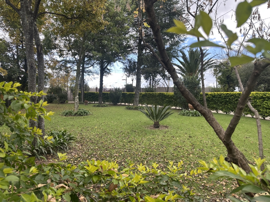 To Let 1 Bedroom Property for Rent in Chartwell Gauteng