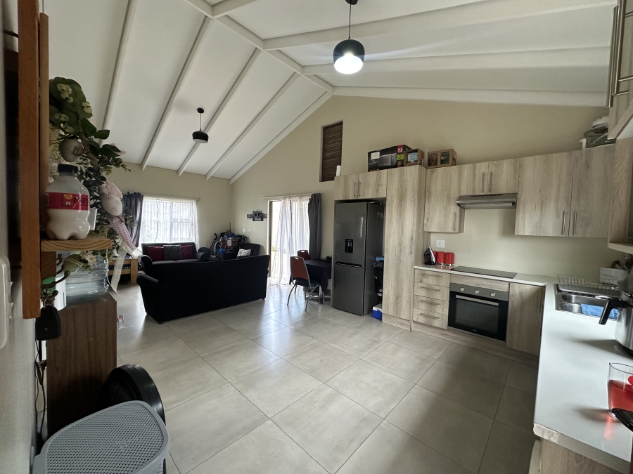 To Let 1 Bedroom Property for Rent in Chartwell Gauteng