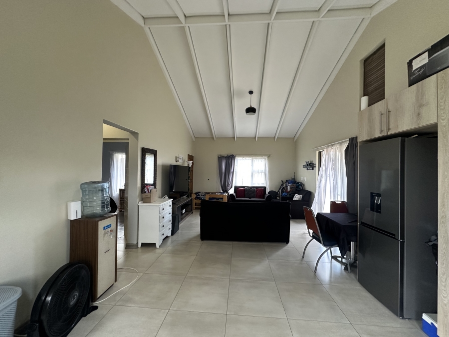 To Let 1 Bedroom Property for Rent in Chartwell Gauteng